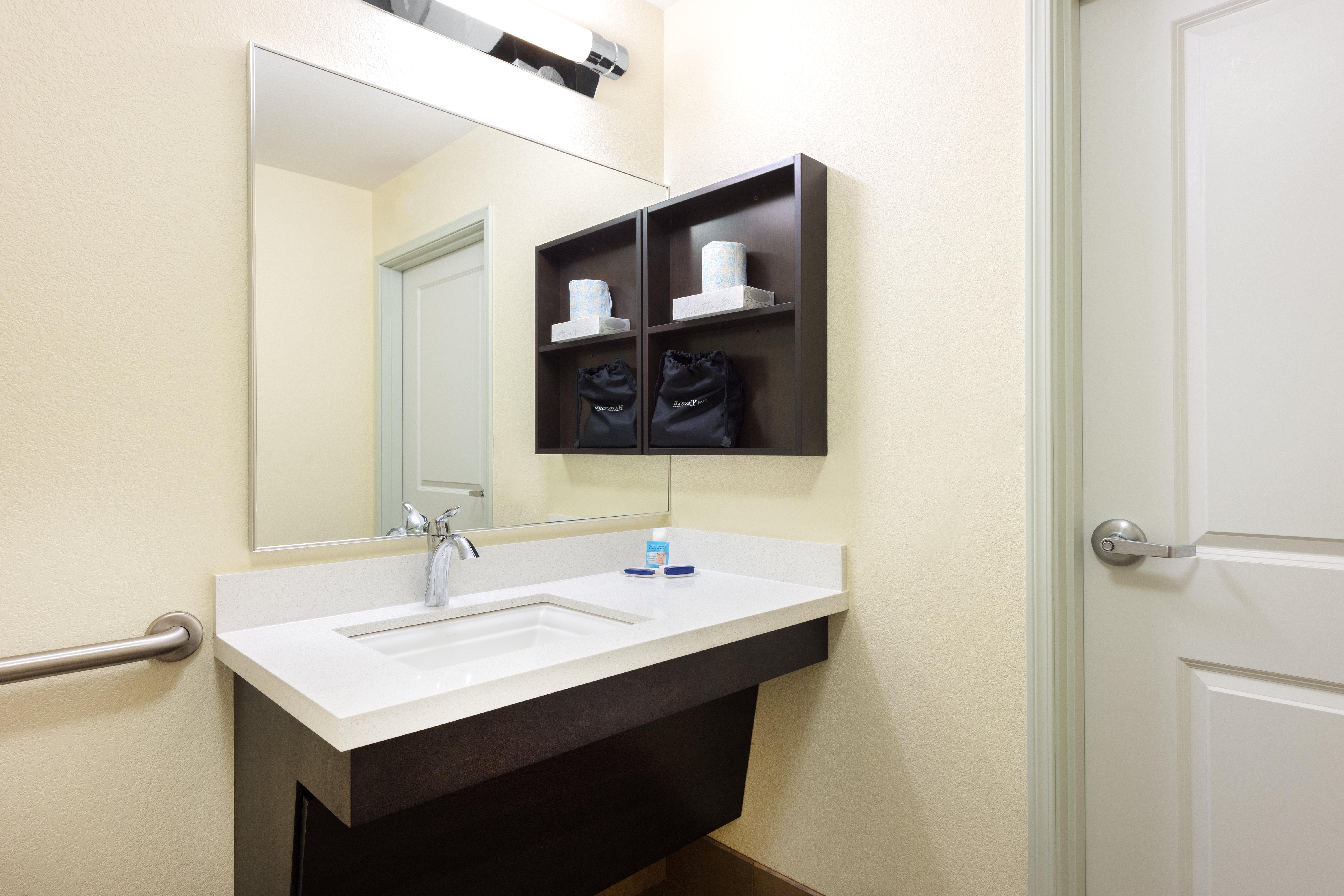 Candlewood Suites Columbia Hwy 63 & I-70 By Ihg Exterior foto