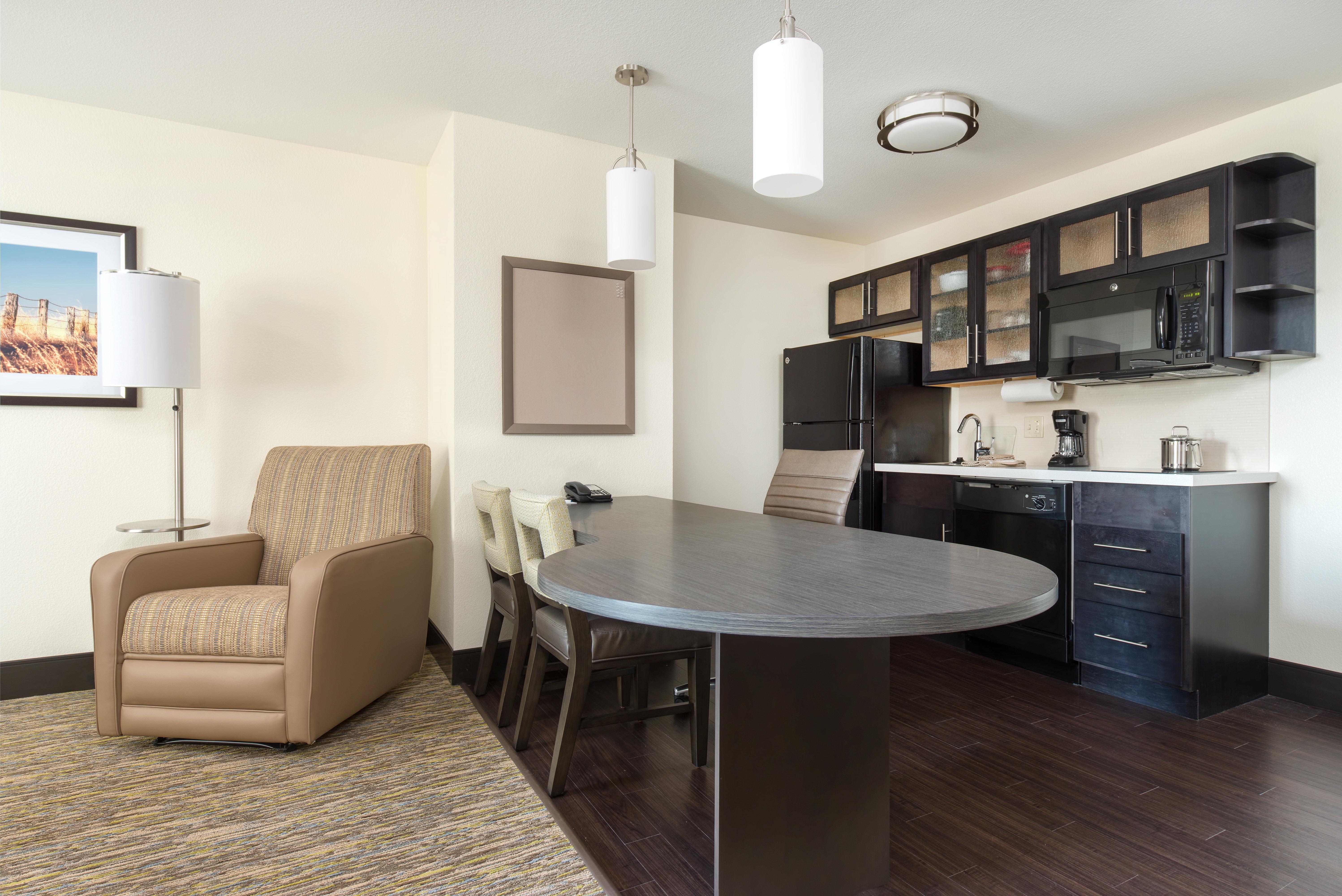 Candlewood Suites Columbia Hwy 63 & I-70 By Ihg Exterior foto